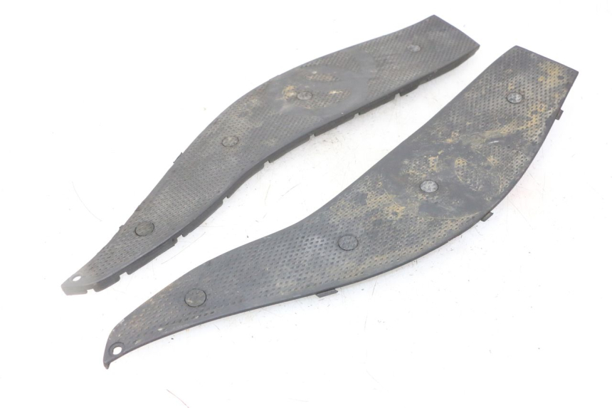 photo de FLOOR PANEL RUBBER GILERA NEXUS 300 (2008 - 2013)