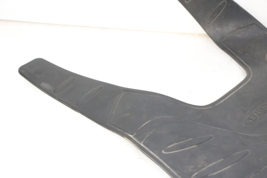 photo de FLOOR PANEL RUBBER DAELIM HISTORY 125 (2001 - 2002)