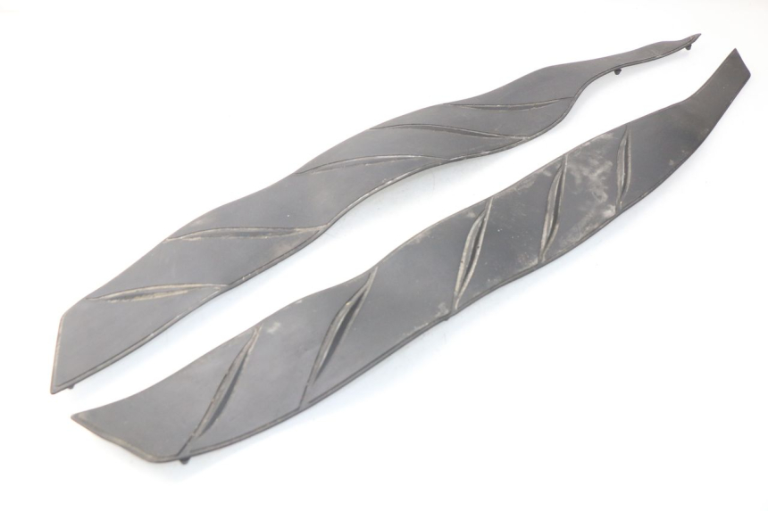 photo de FLOOR PANEL RUBBER HONDA NSS EX FORZA 250 (2008 - 2009)