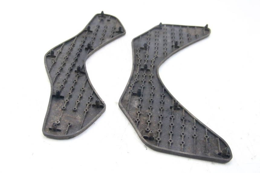 photo de FOOTBOARD MAT YAMAHA HW XENTER 125 (2011 - 2017)