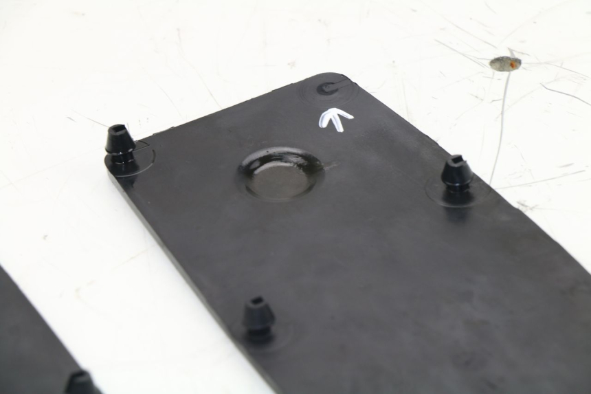 photo de FLOOR PANEL RUBBER KAWASAKI J300 300 (2014 - 2017)