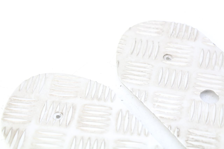 photo de FOOTBOARD MAT PEUGEOT KISBEE 4T 50 (2018 - 2022)