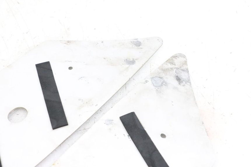 photo de FOOTBOARD MAT PEUGEOT KISBEE 4T 50 (2018 - 2022) - Zoom on usage condition