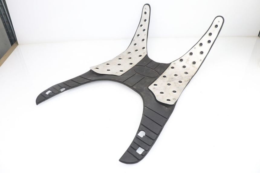 photo de FLOOR PANEL RUBBER GINELLI LJ50QT 2T 50 (2009 - 2012)