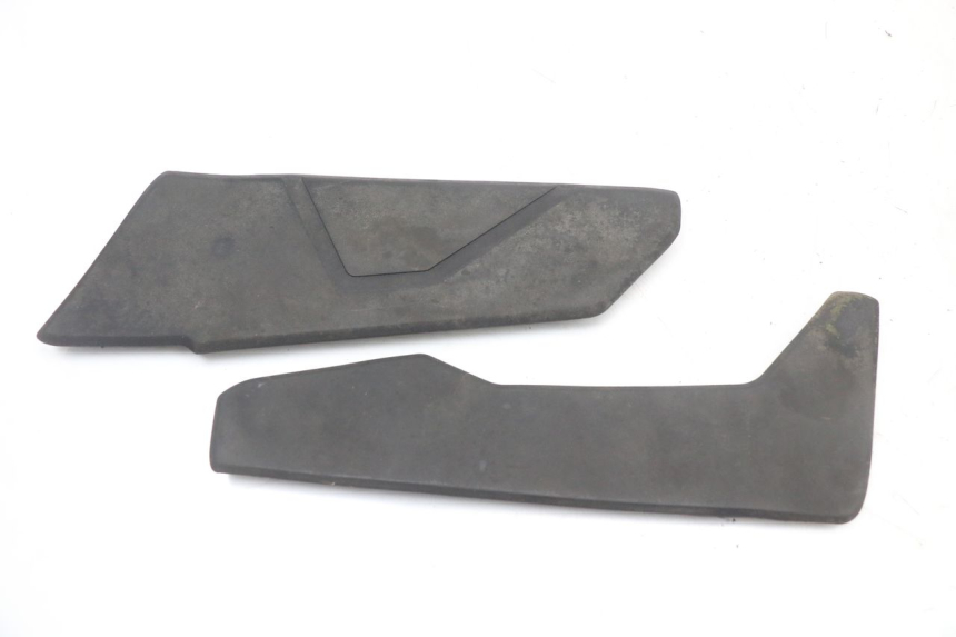photo de FLOOR PANEL RUBBER LONGJIA EASY MAX 125 (2020 - 2024)