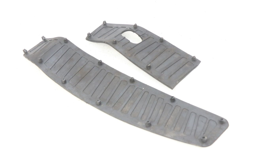 photo de FOOTBOARD MAT PIAGGIO MP3 LT 300 (2010 - 2016)