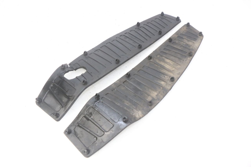 photo de FOOTBOARD MAT PIAGGIO MP3 500 (2014 - 2016)