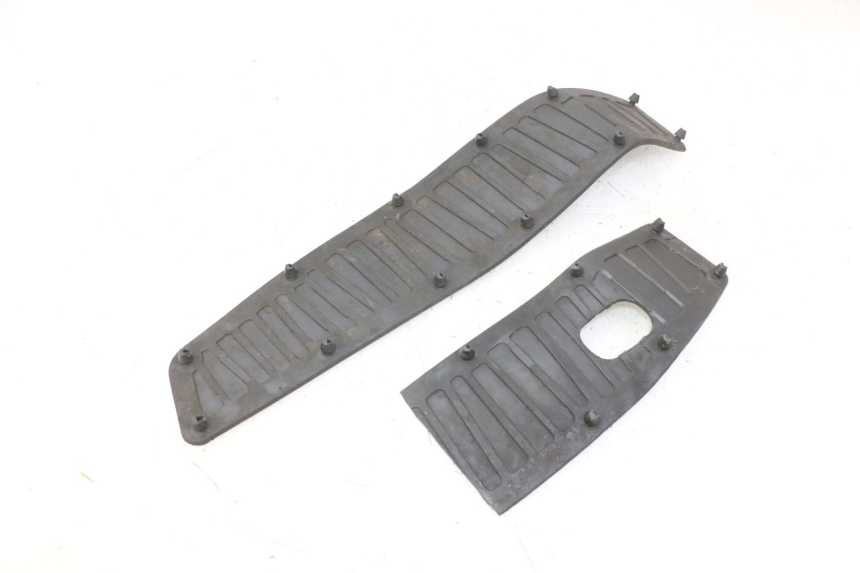photo de FOOTBOARD MAT PIAGGIO MP3 RL 250 (2007 - 2010)