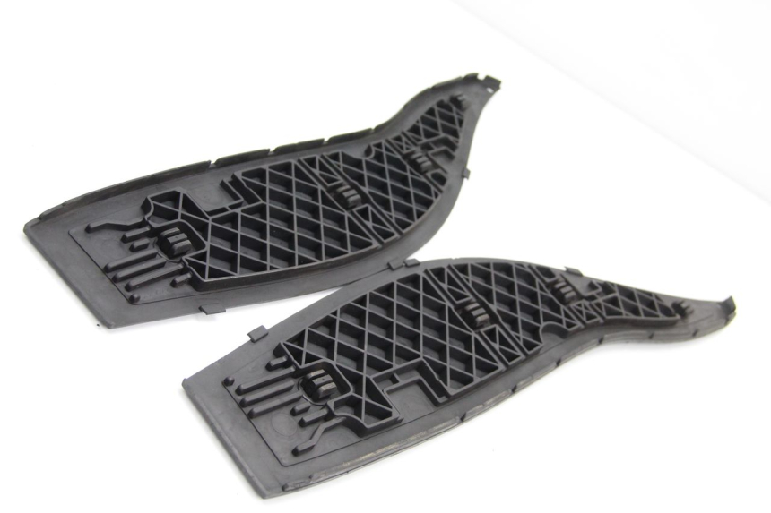 photo de FOOTBOARD MAT GILERA NEXUS 125 (2009 - 2013)
