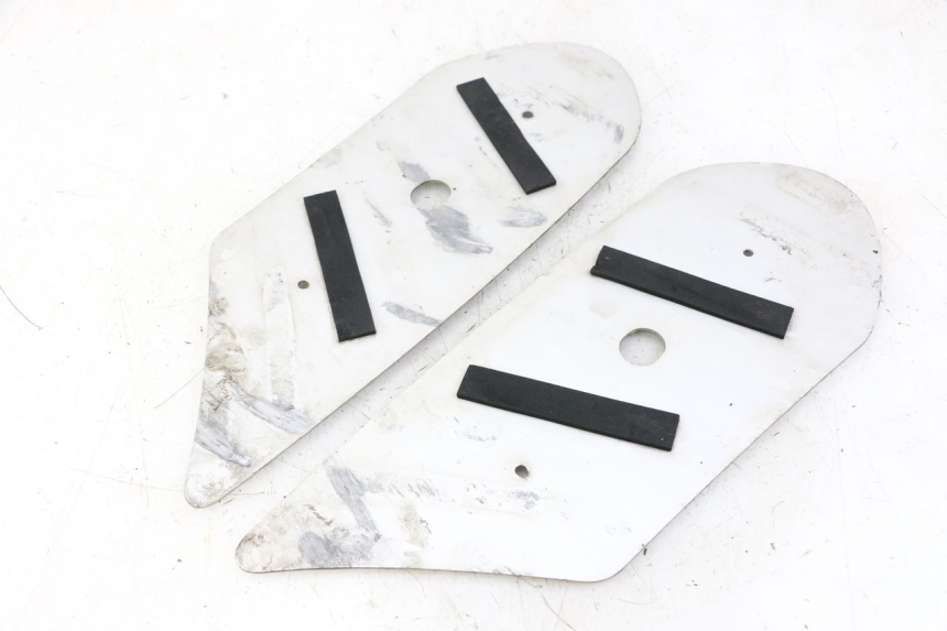 photo de FOOTBOARD MAT PEUGEOT KISBEE 4T 50 (2018 - 2022)