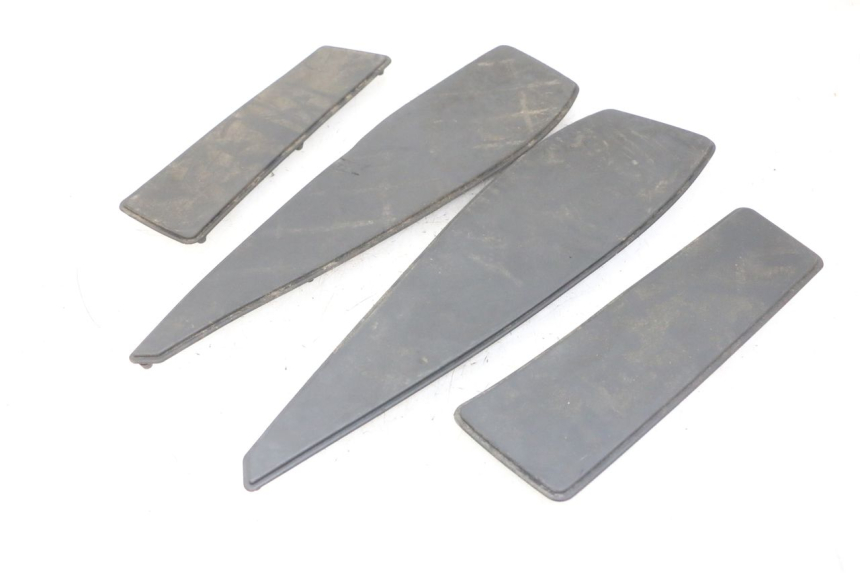 photo de FLOOR PANEL RUBBER PEUGEOT SATELIS 125 (2013 - 2018)