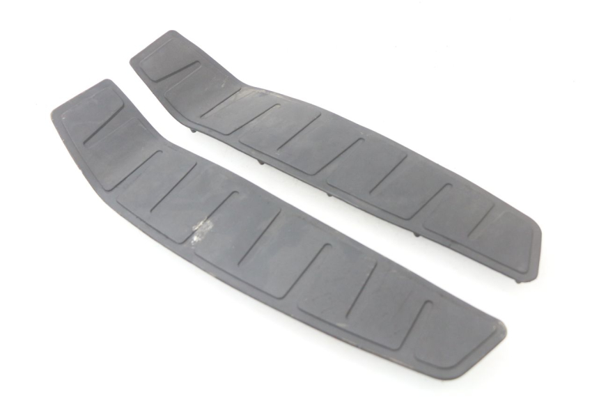 photo de FOOTBOARD MAT PIAGGIO MP3 125 (2006 - 2014)