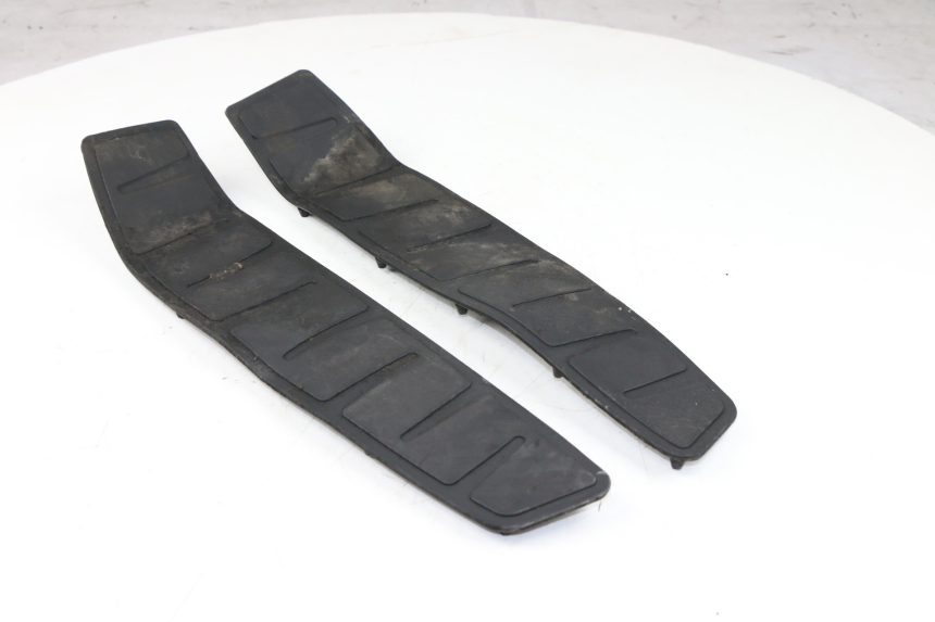 photo de FOOTBOARD MAT PIAGGIO MP3 125 (2006 - 2014)