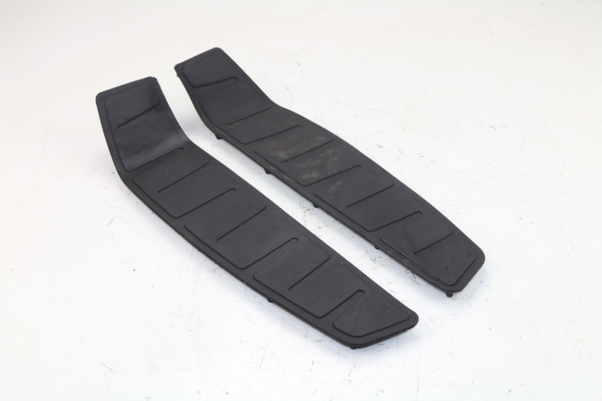 photo de FOOTBOARD MAT PIAGGIO MP3 125 (2006 - 2014)