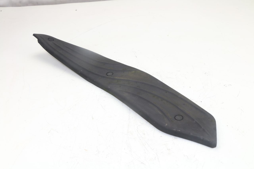 photo de FLOOR PANEL RUBBER PIAGGIO X10 500 (2012 - 2018)