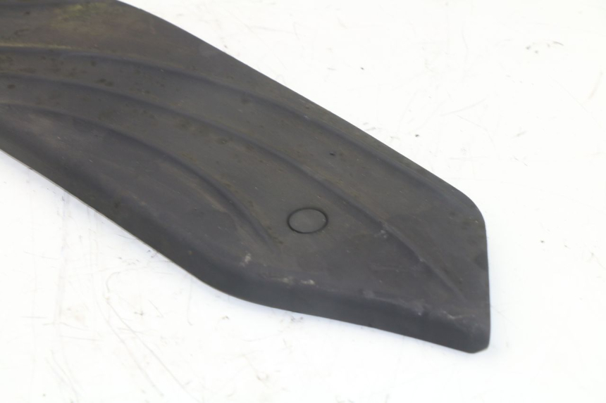 photo de FLOOR PANEL RUBBER PIAGGIO X10 500 (2012 - 2018)
