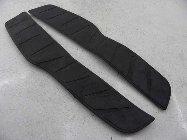 photo de FLOOR PANEL RUBBER PIAGGIO X8 125 (2004 - 2007)