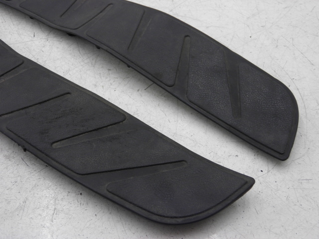 photo de FLOOR PANEL RUBBER PIAGGIO X8 125 (2004 - 2007)