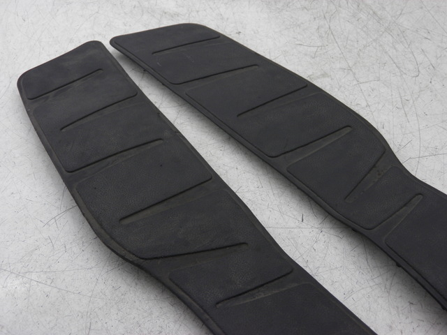 photo de FLOOR PANEL RUBBER PIAGGIO X8 125 (2004 - 2007)