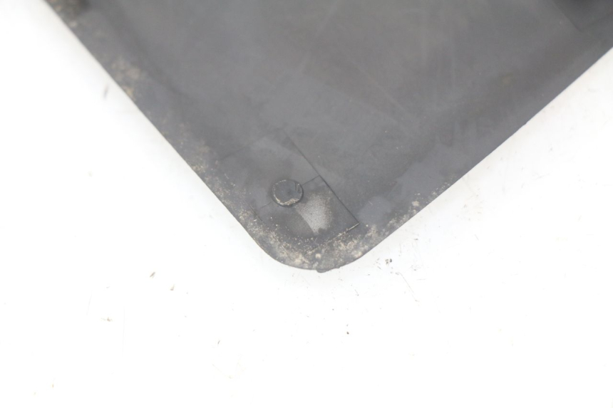 photo de FOOTBOARD MAT PEUGEOT SATELIS 125 (2010 - 2012)