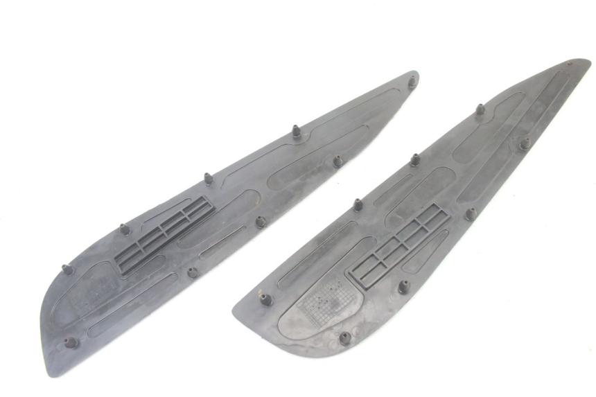 photo de FOOTBOARD MAT YAMAHA X-MAX XMAX 125 (2010 - 2014)