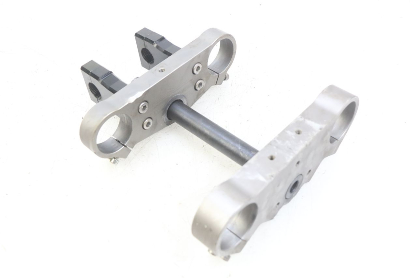 photo de FORK HEAD YCF PILOT 125