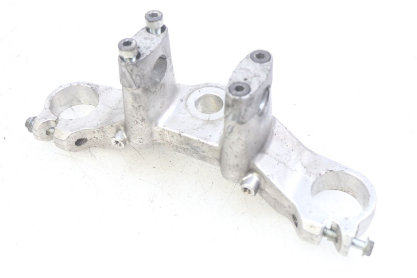 photo de UPPER TRIPLE CLAMP SUZUKI BURGMAN 650 (2002 - 2004)