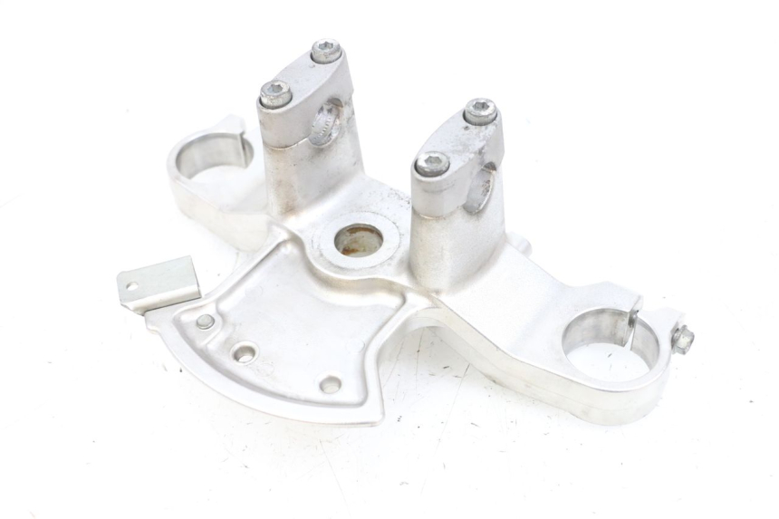 photo de UPPER FORK YOKE SUZUKI BURGMAN 650 (2013 - 2020)