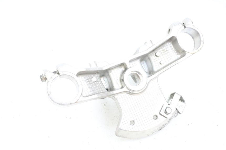 photo de UPPER FORK YOKE SUZUKI BURGMAN 650 (2013 - 2020)