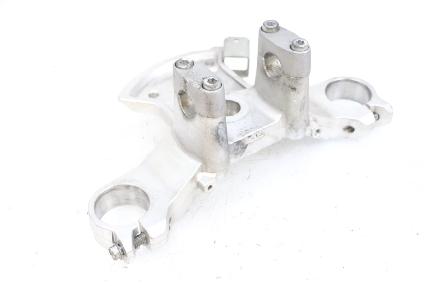 photo de UPPER FORK YOKE SUZUKI BURGMAN 650 (2013 - 2020)