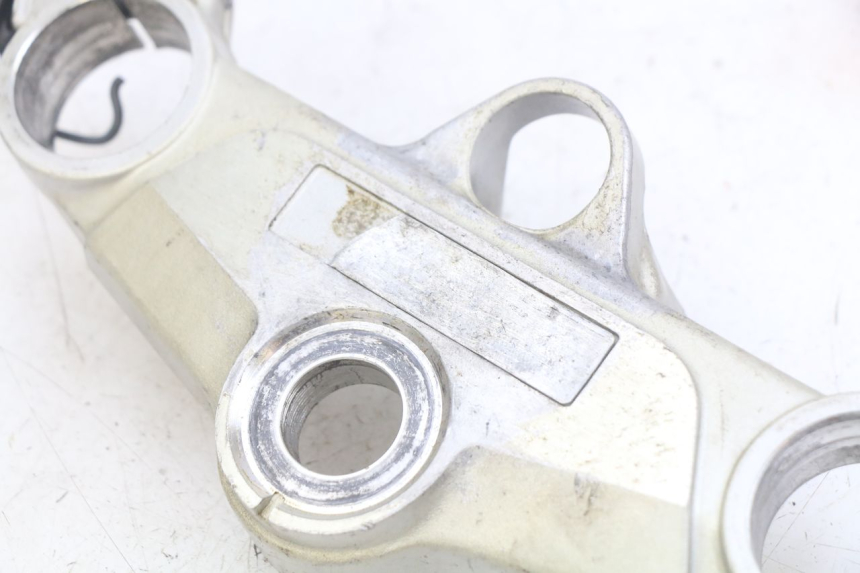 photo de UPPER TRIPLE CLAMP HONDA CBR F SC25 1000 (1989 - 1992)