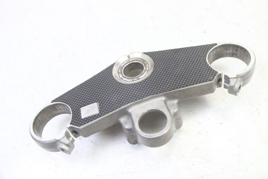photo de UPPER FORK YOKE HONDA CBR RR FIREBLADE 900 (1992 - 1994)