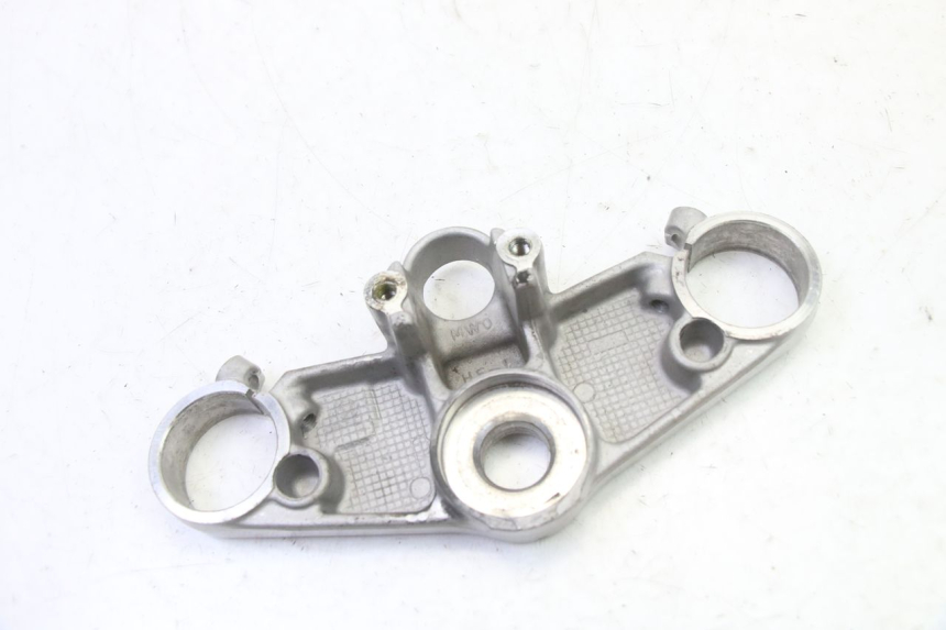 photo de UPPER FORK YOKE HONDA CBR RR FIREBLADE 900 (1992 - 1994)
