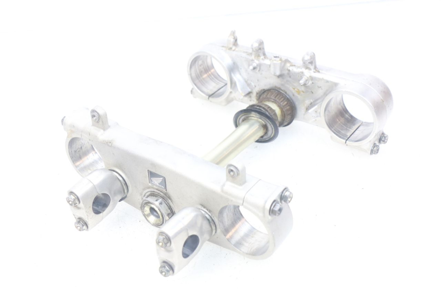 photo de UPPER TRIPLE CLAMP HONDA CRF 250 (2016 - 2017)