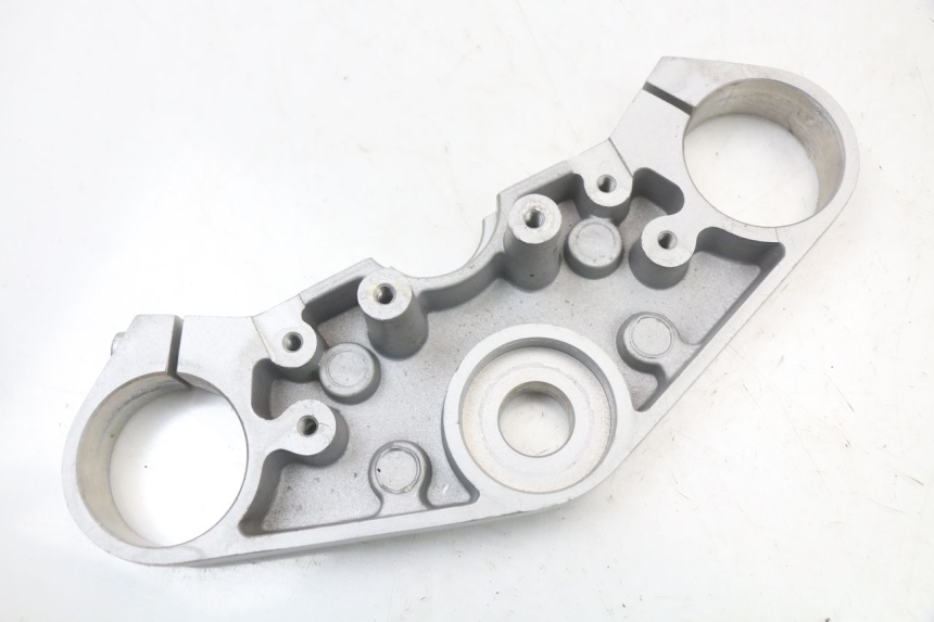 photo de UPPER FORK YOKE HYOSUNG GTR 125 (2006 - 2008)