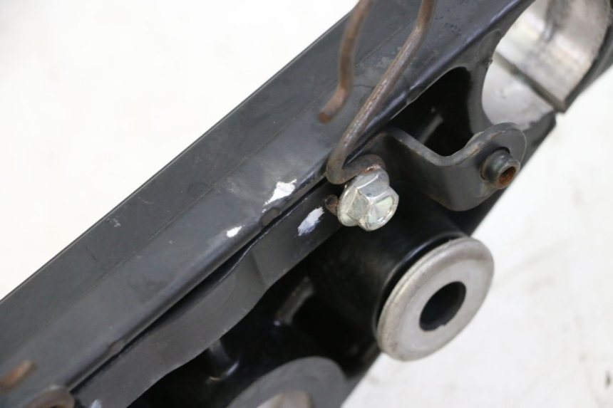 photo de UPPER FORK YOKE KEEWAY K-LIGHT KLIGHT 125 (2018 - 2025) - Zoom on usage condition