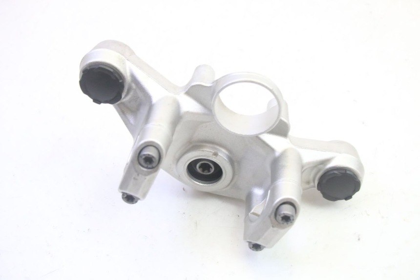 photo de UPPER FORK YOKE BMW R GS 1250 (2021 - 2024) - Technical close-up