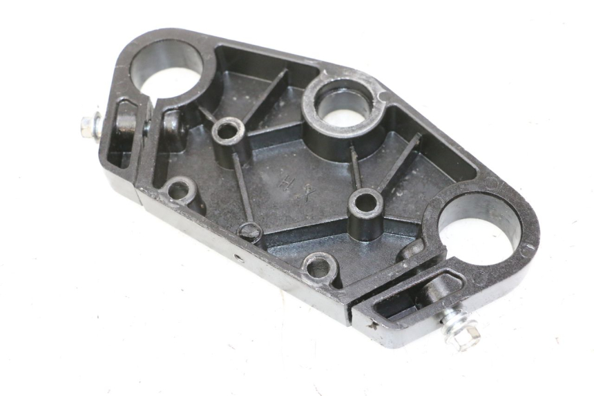 photo de UPPER FORK YOKE APOLLO RFZ 125