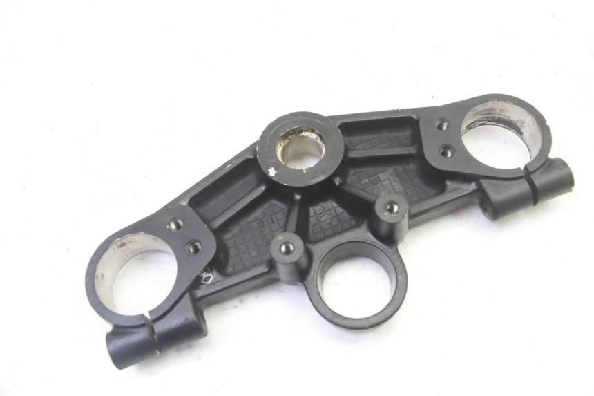 photo de UPPER FORK YOKE TRIUMPH SPRINT 900 (1995 - 1998)