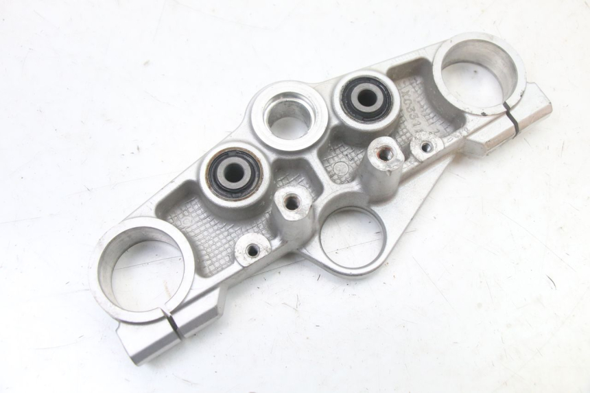 photo de UPPER FORK YOKE SUZUKI GSX F GSXF 650 (2007 - 2015)