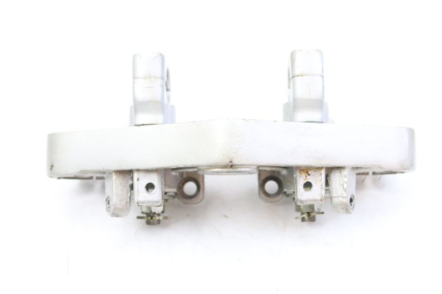 photo de UPPER TRIPLE CLAMP SYM HUSKY 125 (1999 - 2005)