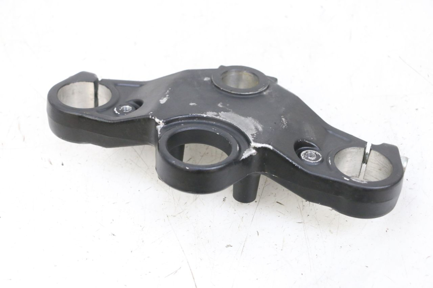 photo de UPPER FORK YOKE YAMAHA TZR 50 (2008 - 2016) - Technical close-up