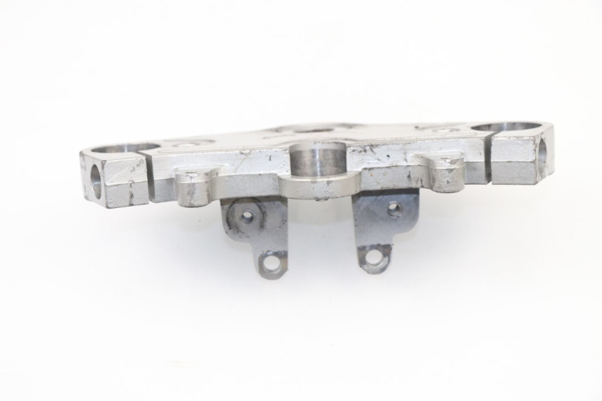 photo de UPPER FORK YOKE DAELIM VJ ROADWIN 125 (2004 - 2007)