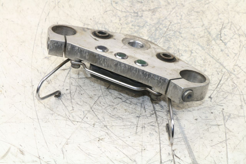 photo de UPPER FORK YOKE DAELIM VT 125 (1998 - 2003)