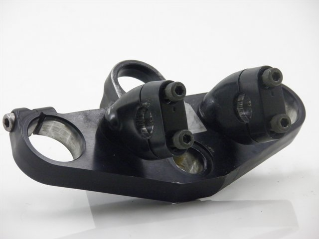 photo de UPPER FORK YOKE YAMAHA FZS FAZER 600 (2001 - 2003)