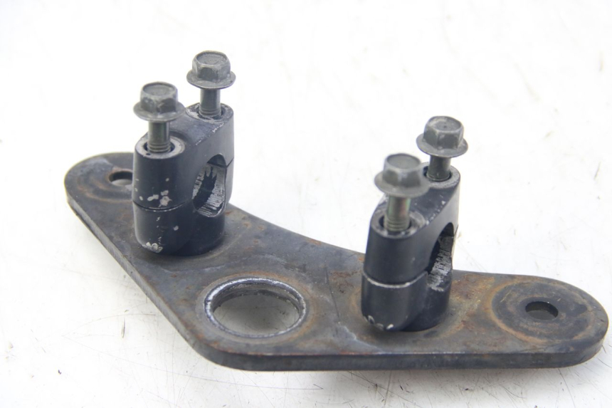 photo de UPPER TRIPLE CLAMP YAMAHA SR 125 (1982 - 2003)