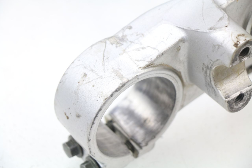 photo de UPPER FORK YOKE YAMAHA YZ 125 (1998 - 2005) - Checked used part