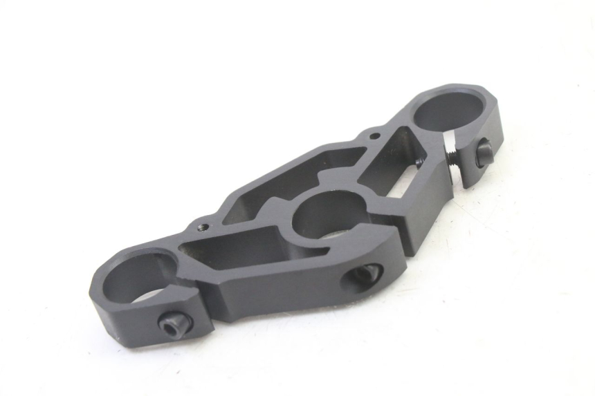 photo de UPPER FORK YOKE SEGWAY NINEBOT ZT3 PRO 1