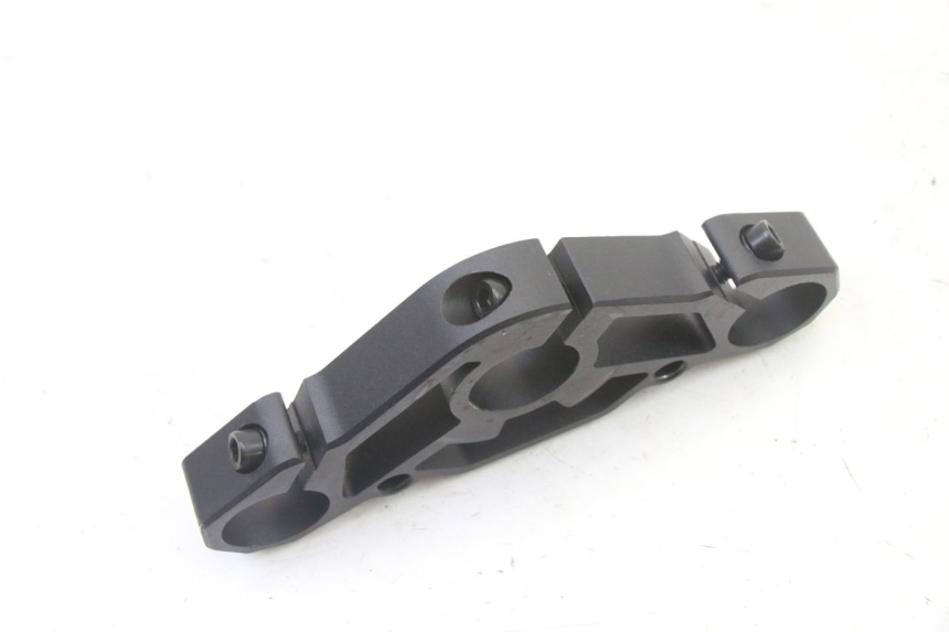 photo de UPPER FORK YOKE SEGWAY NINEBOT ZT3 PRO 1