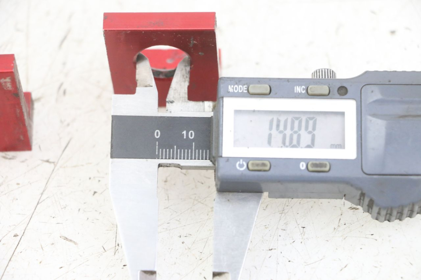 photo de CHAIN ADJUSTER APOLLO RFZ 125